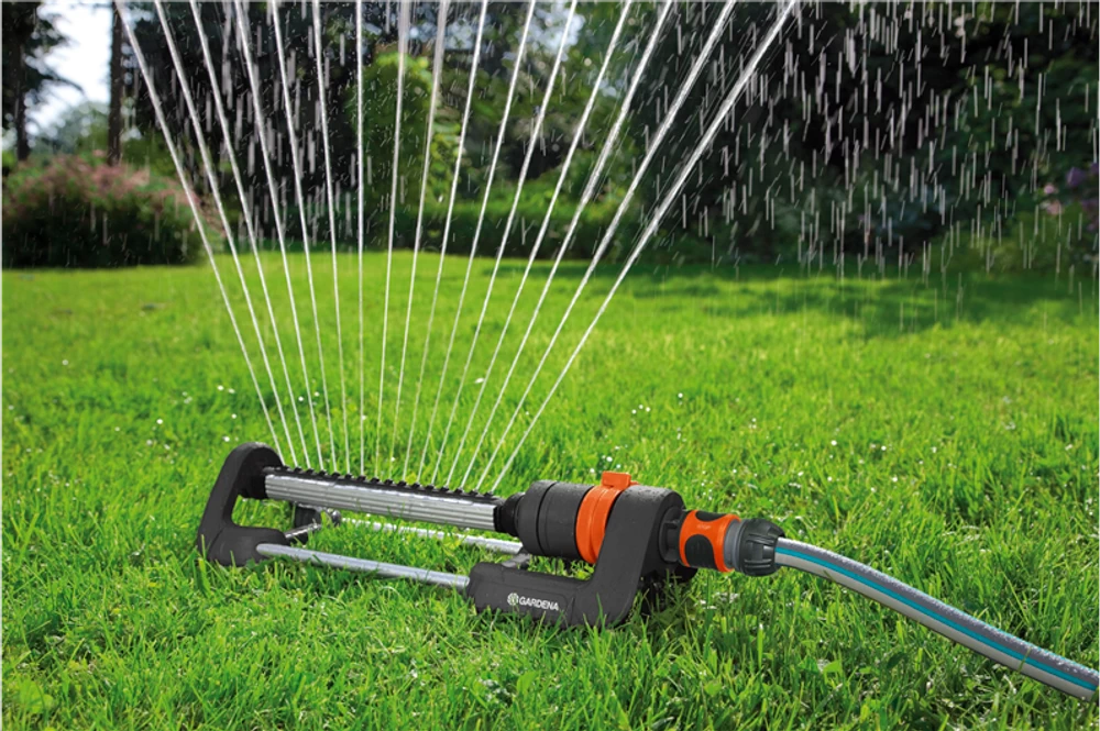 Gardena Aqua M Oscillating Sprinkler 4 Gardena Aqua M Oscillating Sprinkler - Image 2
