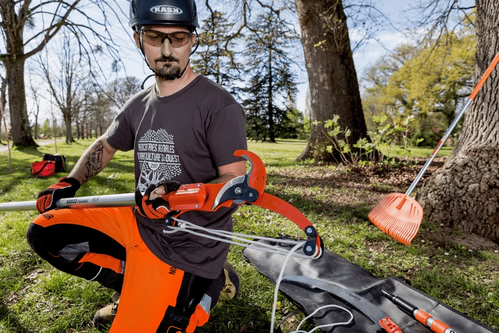 Bahco P34-37 Top Pruners With Triple Pulley Action 7 Bahco P34-37 Top Pruners With Triple Pulley Action - Image 5