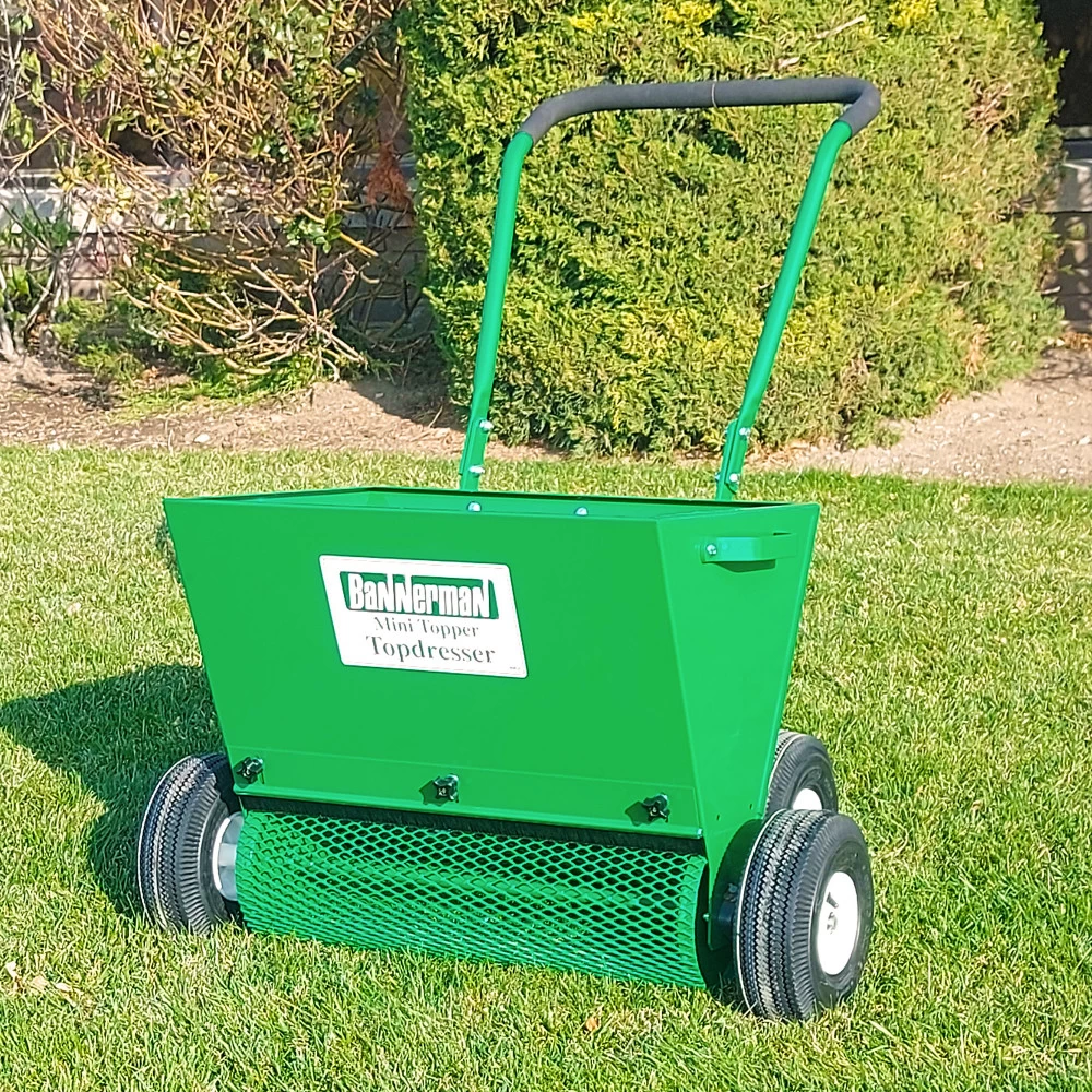 Mini Topper Topdresser 68 Litre, 600mm Width 3 Mini Topper Topdresser 68 Litre, 600mm Width